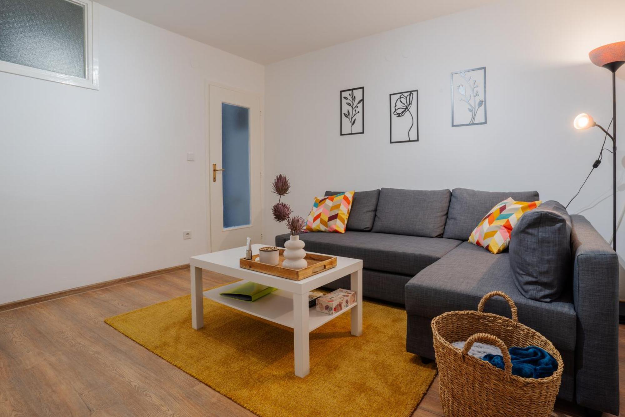 Apartman Sanda Vukovar Bagian luar foto